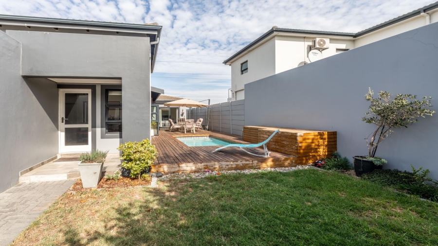 3 Bedroom Property for Sale in Parklands North Western Cape